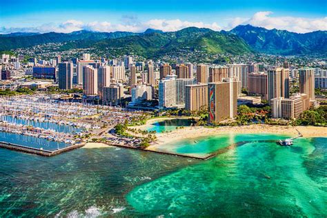 Compare flight deals to Honolulu from Kauai Island from over 1,000 providers. Then choose the cheapest or fastest plane tickets. Flight tickets to Honolulu start from £62 one-way. Flex your dates to find the best LIH-HNL ticket prices.